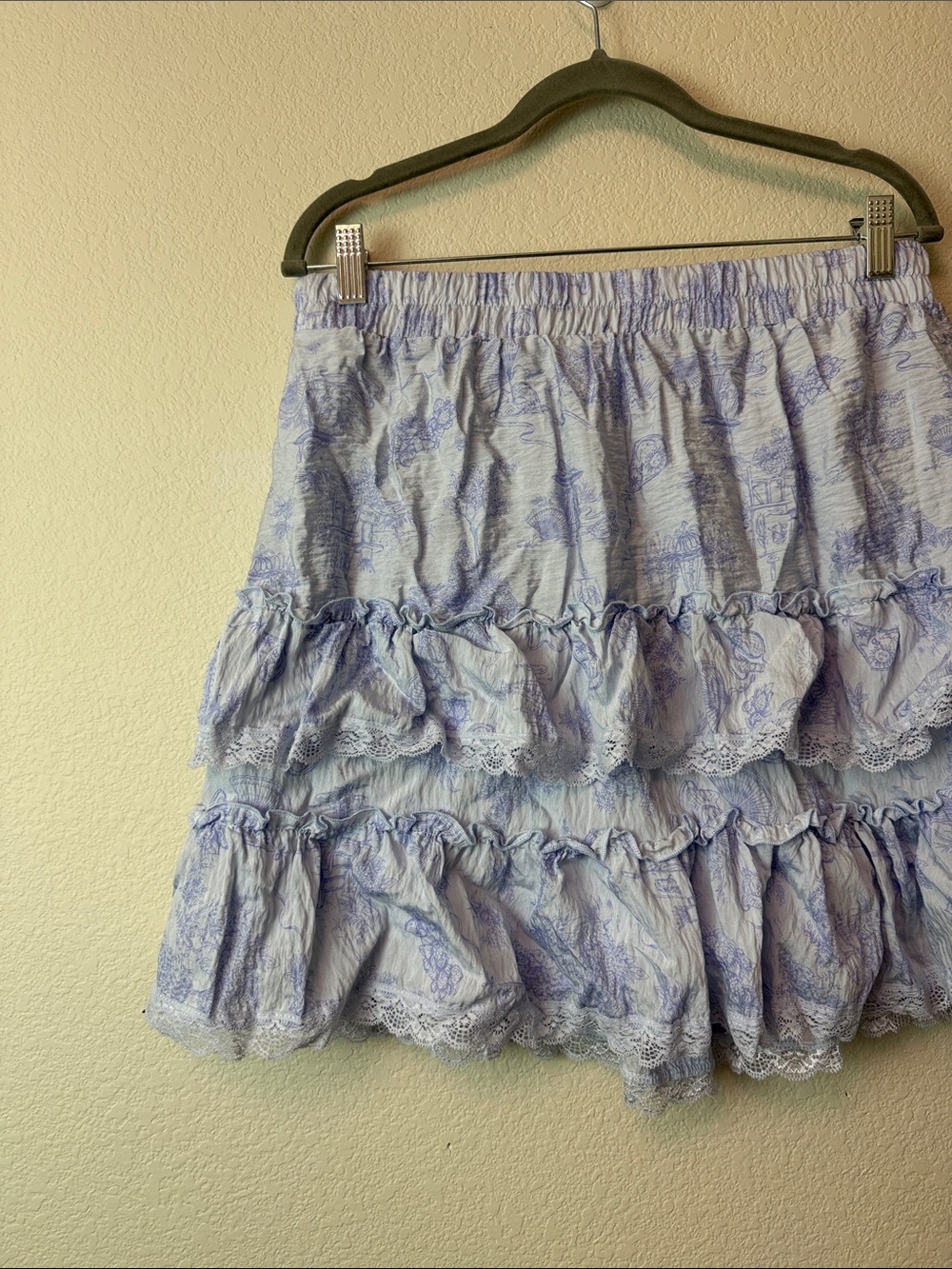 Bridgerton Light Blue Floral Tiered Ruffle Skirt Size Large - Picture 2 of 8